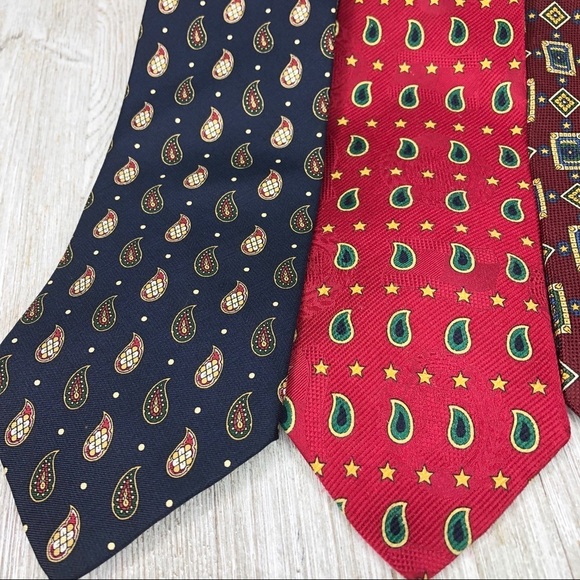 Tommy Hilfiger Italian Silk Tie Bundle of 3 - Picture 4 of 13